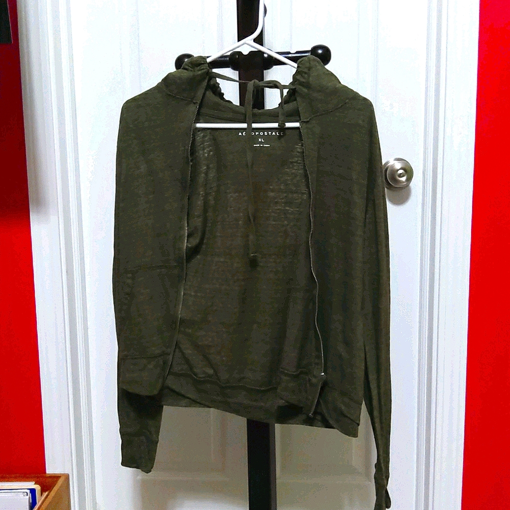 drawstring sweatshirt